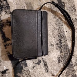 Matt and Nat crossbody